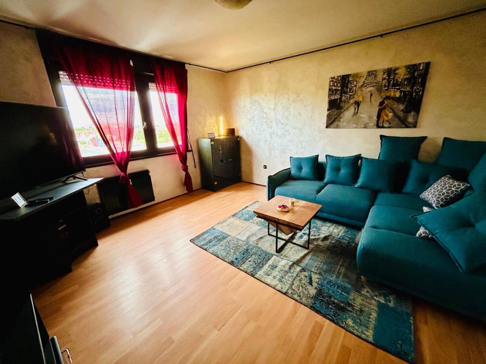 Fly By Suite - Zagreb Airport - 0-24H Self Check In&Out - Parking On Site Velika Gorica Exterior foto